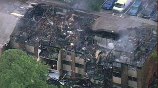 Sky 5 Footage of Brentwood East Apartments Fire