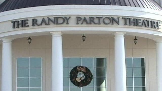 New Randy Parton Theatre Contract Draws Criticism