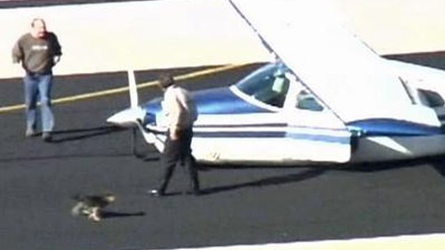 Pilot makes emergency landing in Sanford