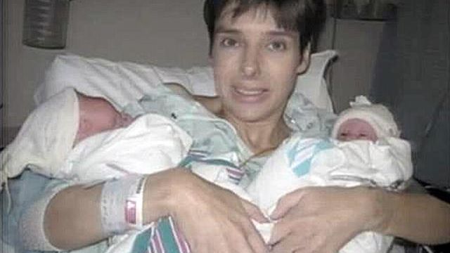 Birth mom wants visitation with twins