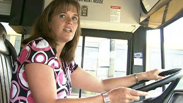 Students, parents praise bus driver's courage