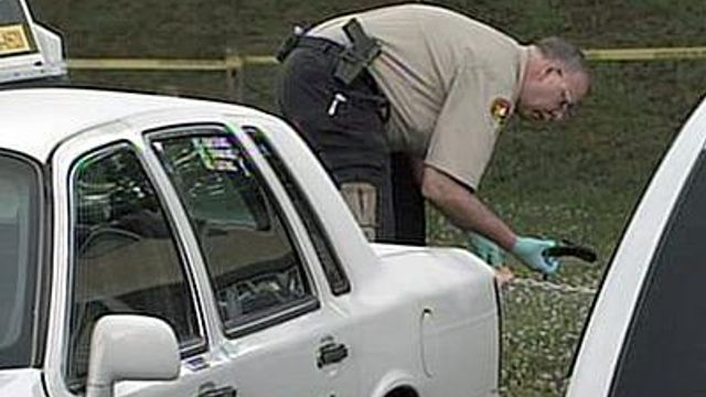 Police seek clues in cabbie shooting