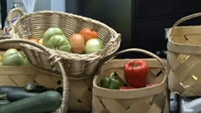 Farmer brings fruits, veggies to seniors