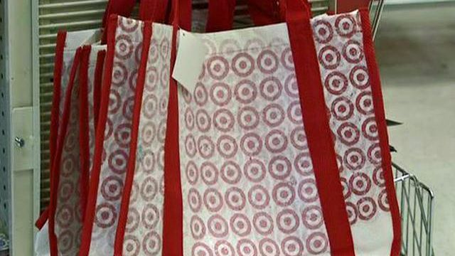 Stores pay customers to ditch plastic bags
