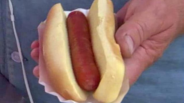 'Hot dog wars' erupt at Durham street corner