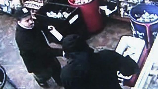 Gaston Food Mart robbery surveillance video