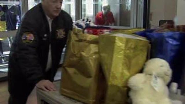 N.Y. firefighters bring early Christmas to Fort Bragg