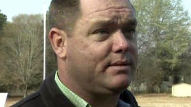 Cumberland deputy pulls pets, holiday gifts from burning home
