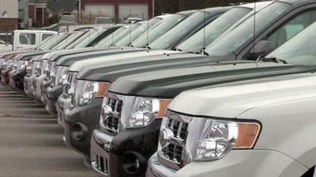Gas prices haven't put brakes on SUV sales