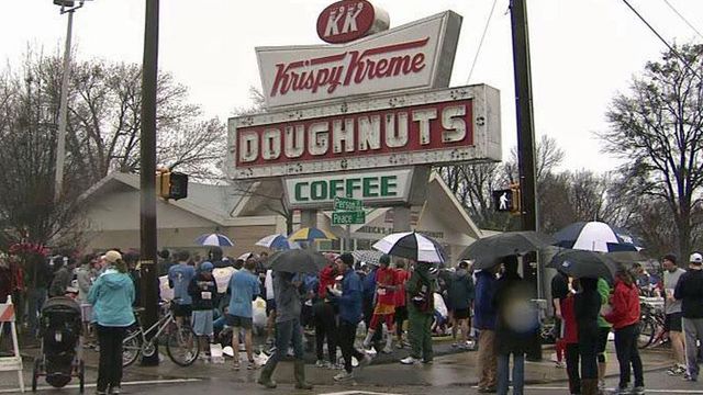 Thousands compete in Krispy Kreme challenge