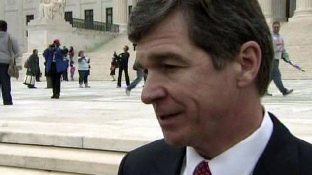 Roy Cooper argues Miranda for minors case at Supreme Court