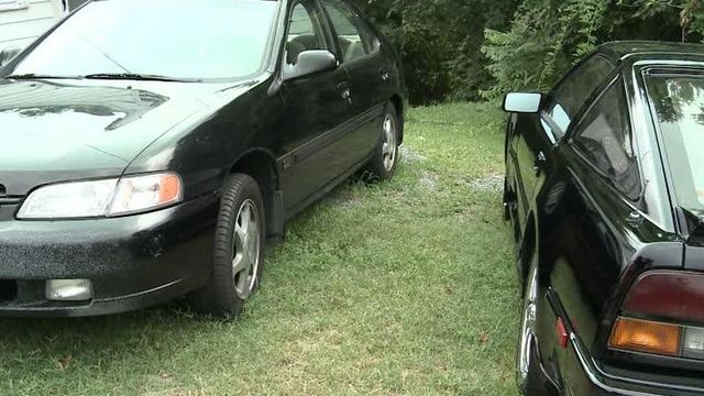 Chapel Hill to begin ticketing front-yard parkers