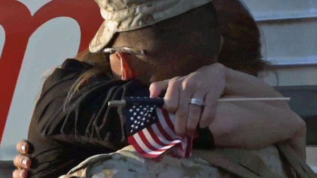 Marines return to joyful welcome