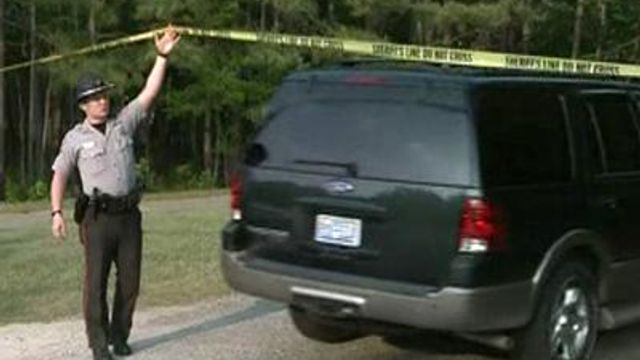 Man found dead in Fayetteville home