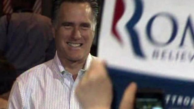Charlotte crowd cheers Romney