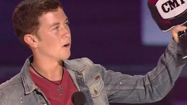 Scotty McCreery to sing at Triple-A title game