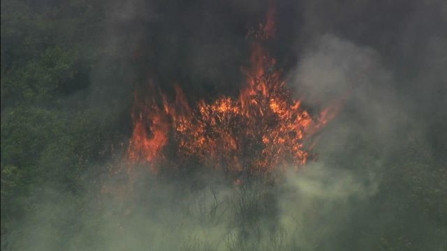 Raw: Fire burns in Croatan National Forest