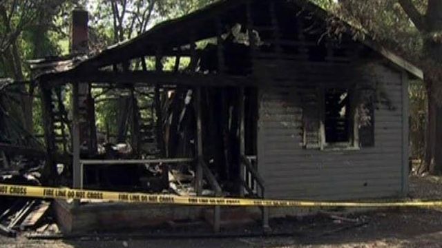 Four vacant homes burn in Sanford
