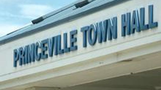 Princeville leaders concerned about town's financial woes