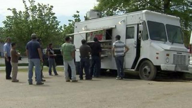 Raleigh could loosen rules for food trucks Tuesday
