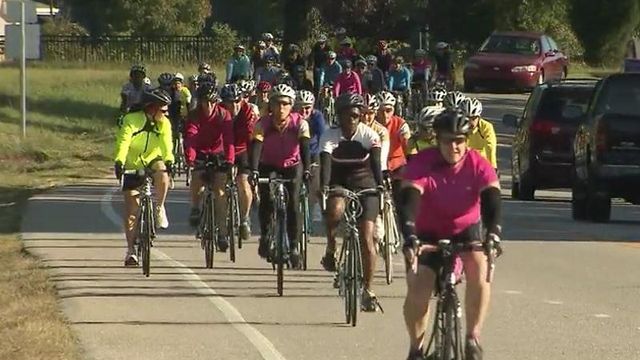 Livestrong not about Lance Armstrong, local supporters say