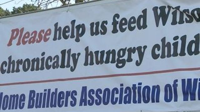 Holiday drive in Wilson collecting food for needy students