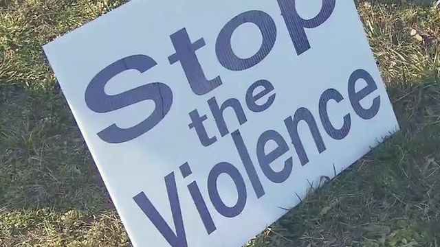 3/29: Henderson residents 'fed up' with continued violence