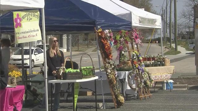 Apex Farmers' Market kicks off hopeful season