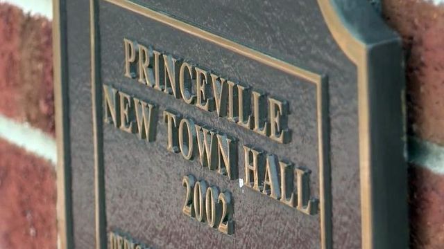 Princeville mayor accused of misusing town funds