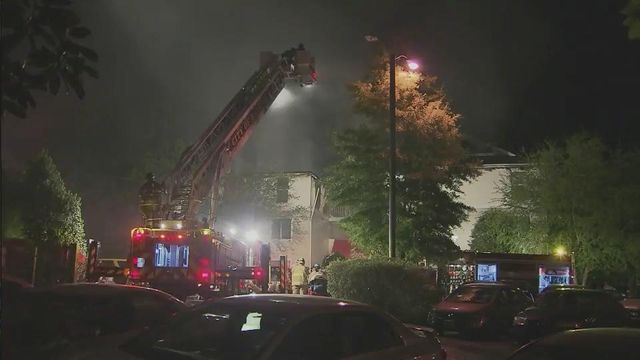 Fire damages Raleigh apartments