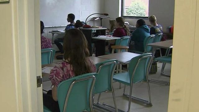 Bill proposes program to help students