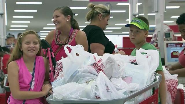 Shoppers scramble for bargains in final tax-free weekend