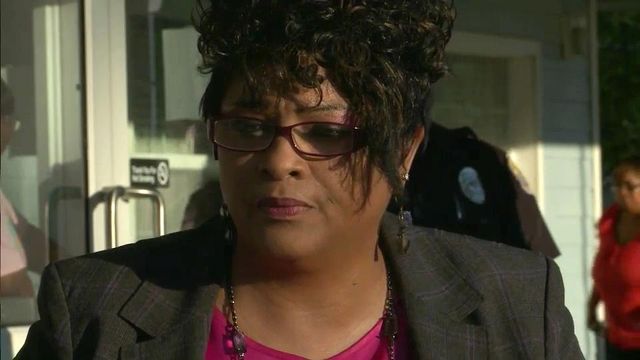Embattled Princeville mayor says she's being framed