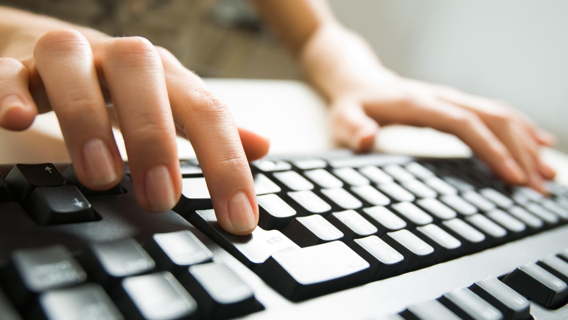 Wake student stumbles on peers' personal data. Make sure files you share are secure