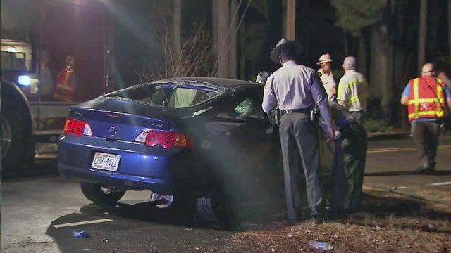 Nine injured in north Raleigh wreck