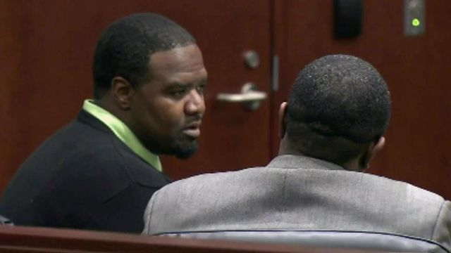 Detention officer goes to trial in inmate's beating death