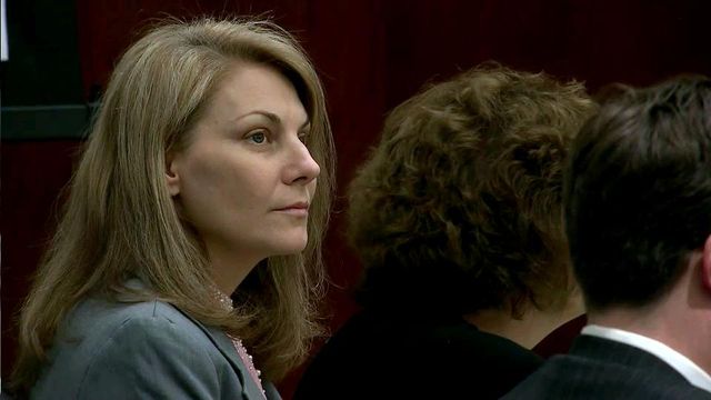 Jury deliberates in Amanda Hayes murder trial