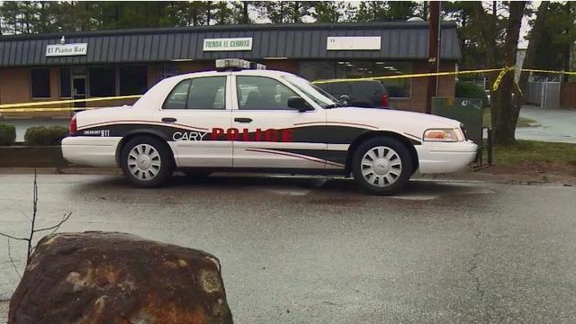Man found dead at Cary laundromat