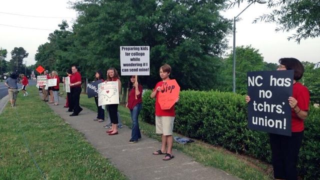 Apex teachers to rally over morale, pay