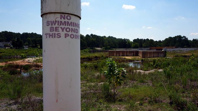 Hope Mills hopes to restore dam, lake by early 2016