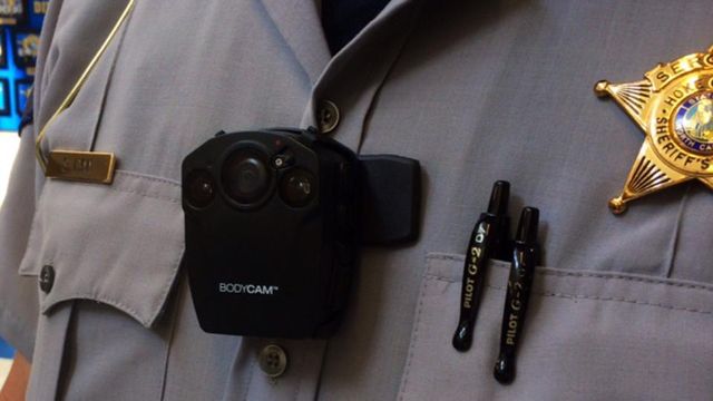 Body cameras seen as way to avoid police, civilian disputes