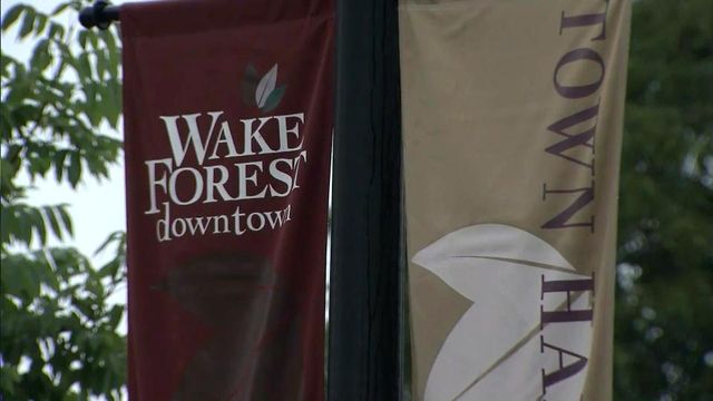 Wake Forest family robbed outside home