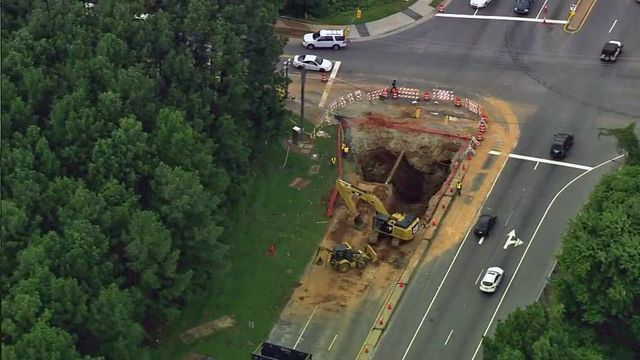 Crews to close Hammond Road Tuesday for final sinkhole repairs