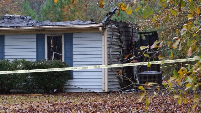 Man dies in Wake County house fire