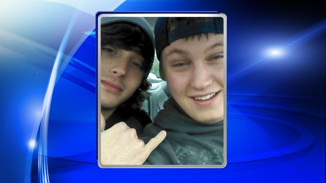 Train kills two Johnston County teens