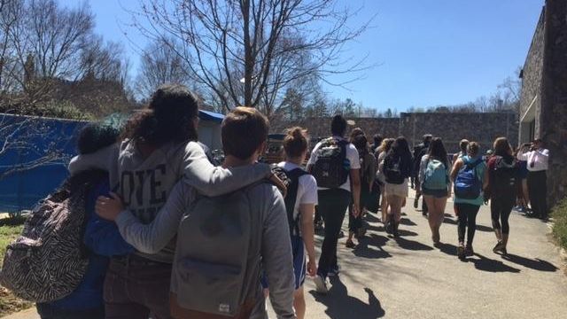 Duke students, officials unite after noose found on campus