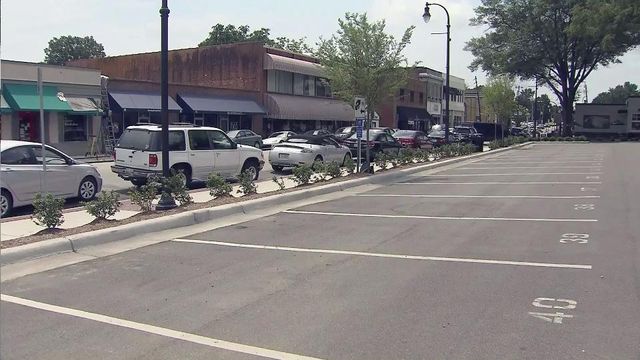 Parking lot lease bad deal for Durham, merchants