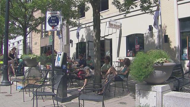 City leaders, bar owners compromise on new rules