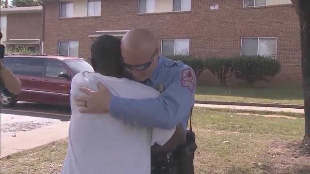 Raleigh police officer reconciles with man after arrest