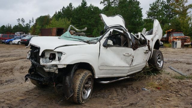 Four killed, two injured in weekend wreck